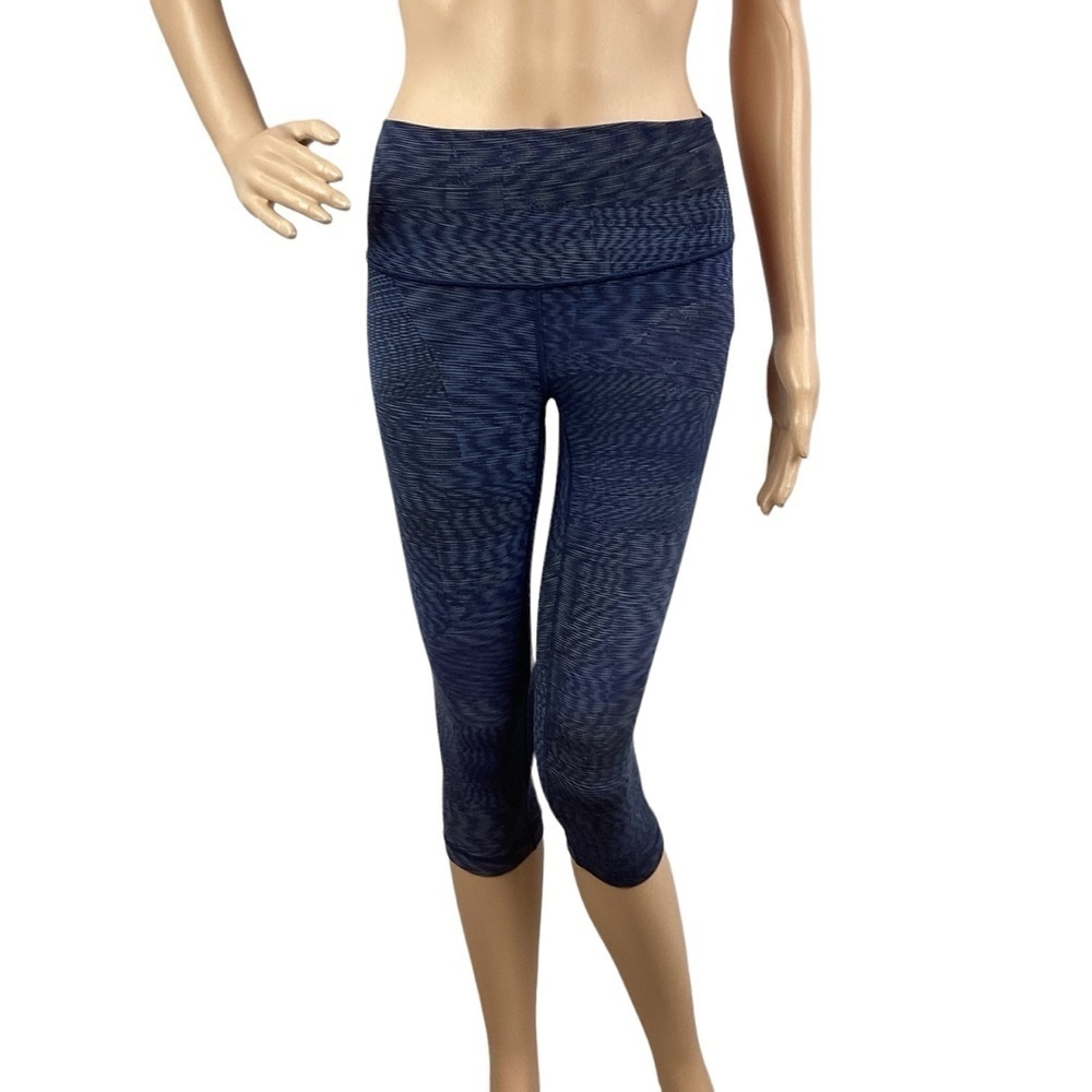 Lululemon Wunder Under Hi-Rise 1/2 Tight *Full-On Luxtreme 17" Blue Size 4